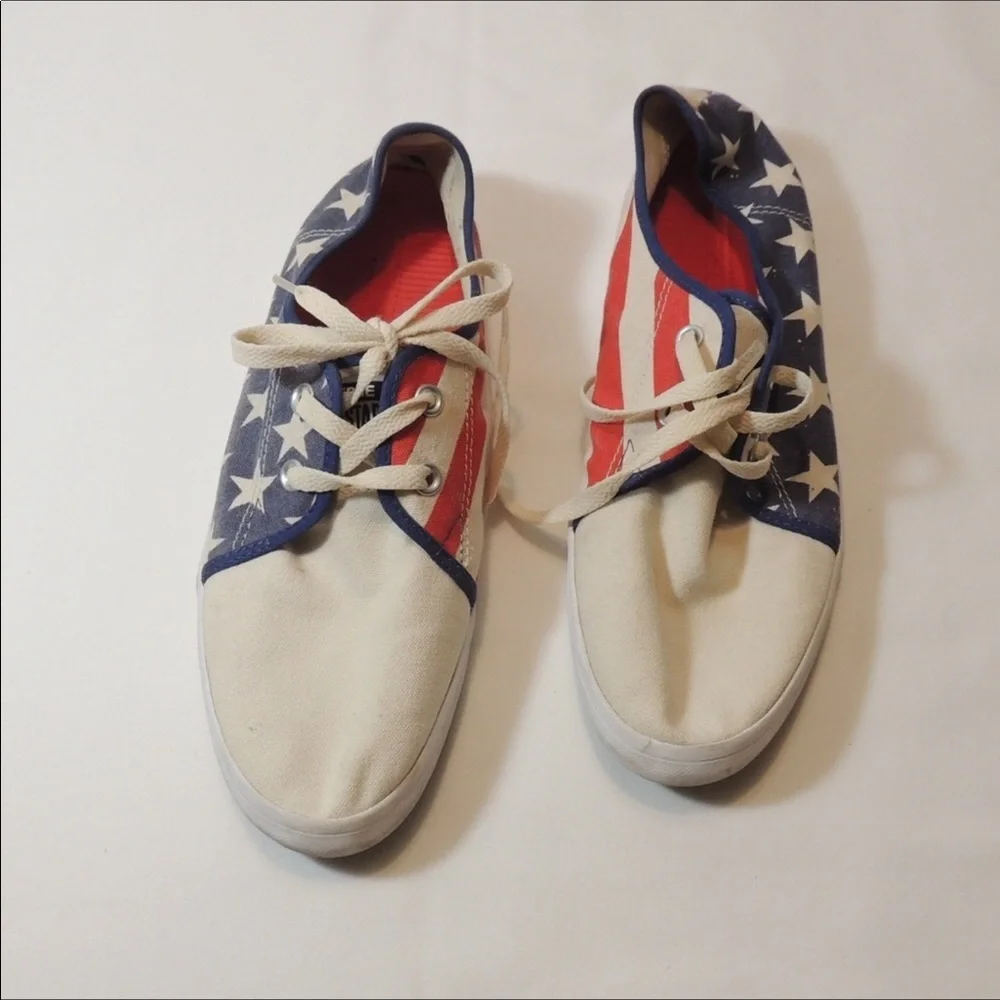 CONVERS Unisex Flag Print Size 9.5(Men) 11(women) - Picture 2 of 7